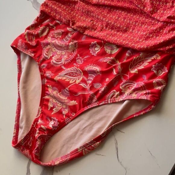 Take 50% OFF- Alex Marie One piece Swimwear, Size-12 - Picture 4 of 11